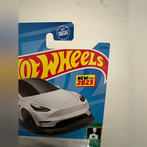 Hot Wheels HW Green Speed 1/10 White Tesla Model Y Scale 1:64 NEW 2023 - Picture 7 of 7